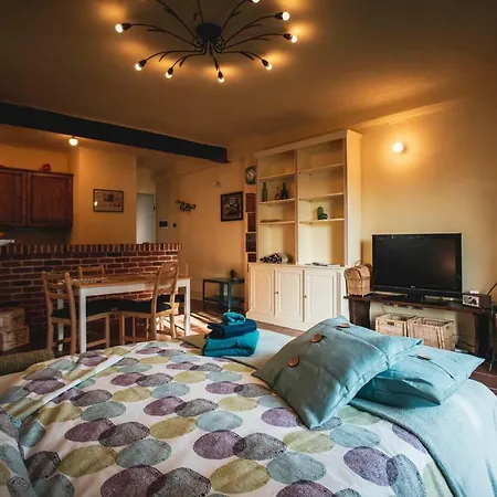 Ciabot Turchese Holiday House * Serralunga d'Alba